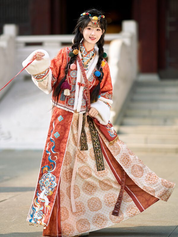 【Little Deer Goddess】Wind-Hiding Han Elements: Exotic Winter-Style Original Cross-Collar Hanfu Set New Arrival