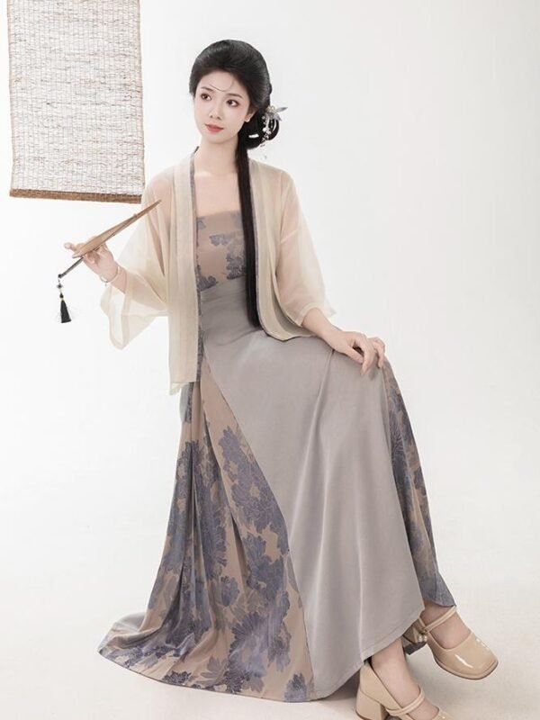 【Feng Yimo Xia】Original Song Dynasty-Style Hanfu Women's Double-Breasted Blouse with Modified Song-Style Collar and Modified Three-Pleated Skirt