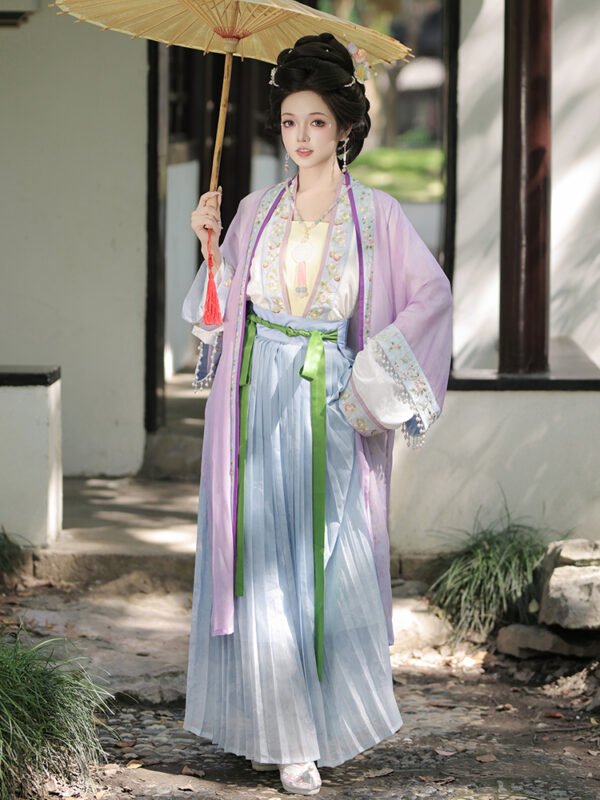 【Flower Gathering】Song Dynasty Style Front-Closure Hanfu Women's Intricately Embroidered Long Robe - New Original Ensemble