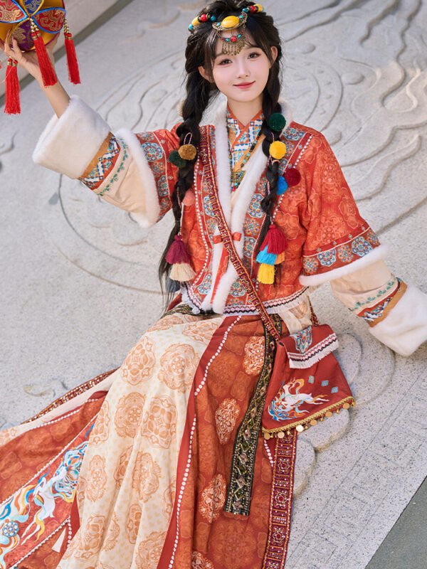 【Little Deer Goddess】Wind-Hiding Han Elements: Exotic Winter-Style Original Cross-Collar Hanfu Set New Arrival