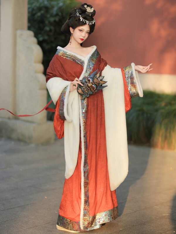 Autumn-Winter Warring States Robe for Women 2025 New Arrival: Wei-Jin Style Ethereal-Chic Trailing Straight-Hemmed Original Ensemble