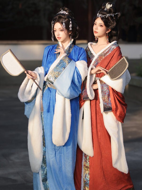 Autumn-Winter Warring States Robe for Women 2025 New Arrival: Wei-Jin Style Ethereal-Chic Trailing Straight-Hemmed Original Ensemble